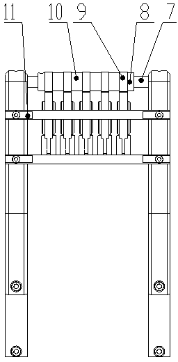 Splitting pinch roller for electrode material