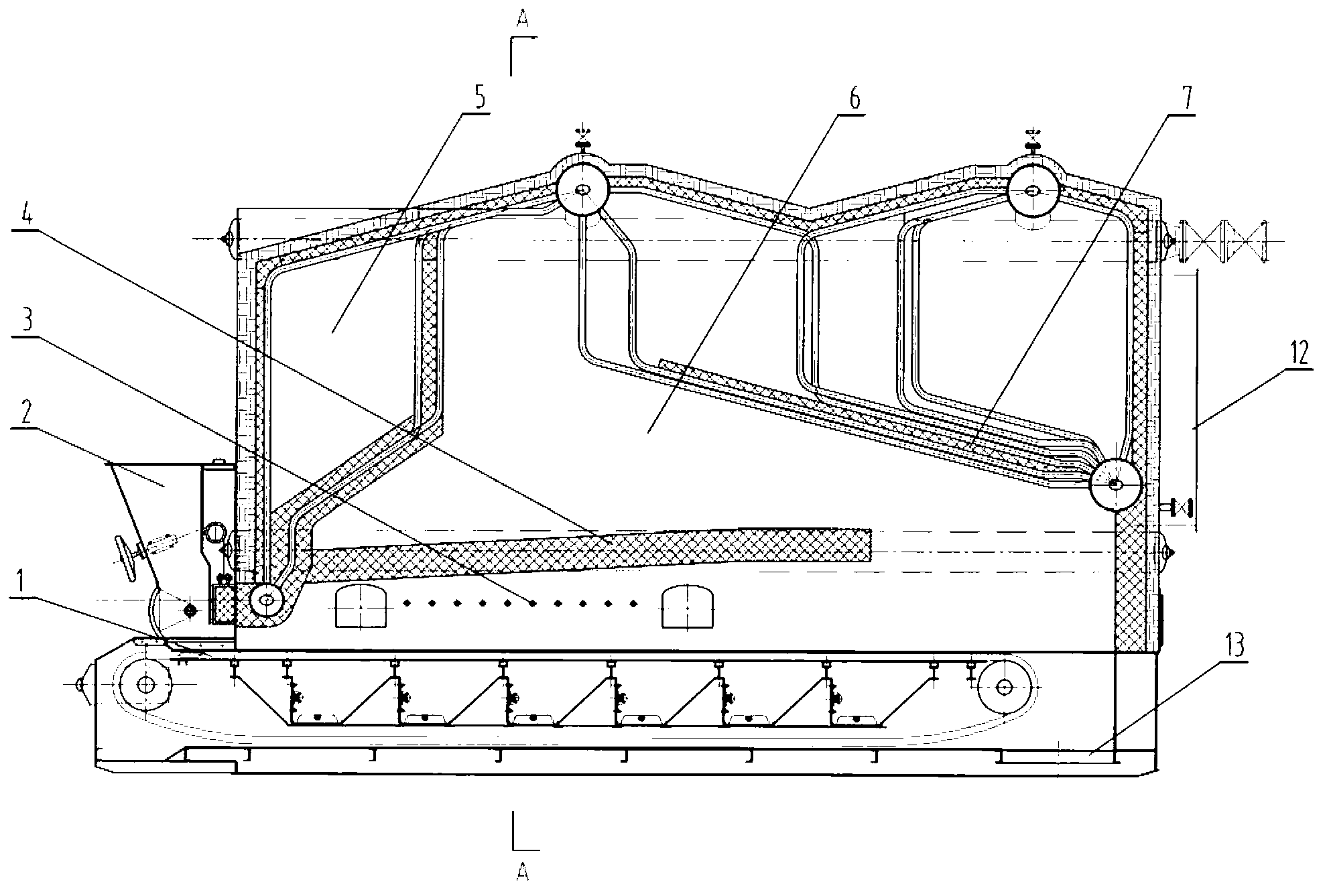 Chain grate boiler with full-coverage front arch