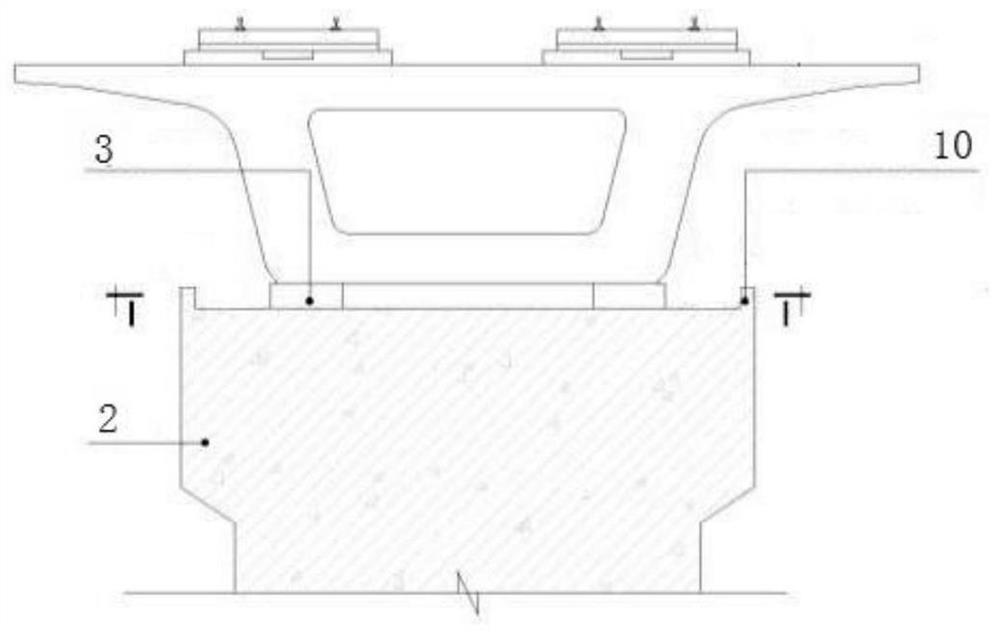 Waterproof and drainage structure at elevated railway bridge column cap