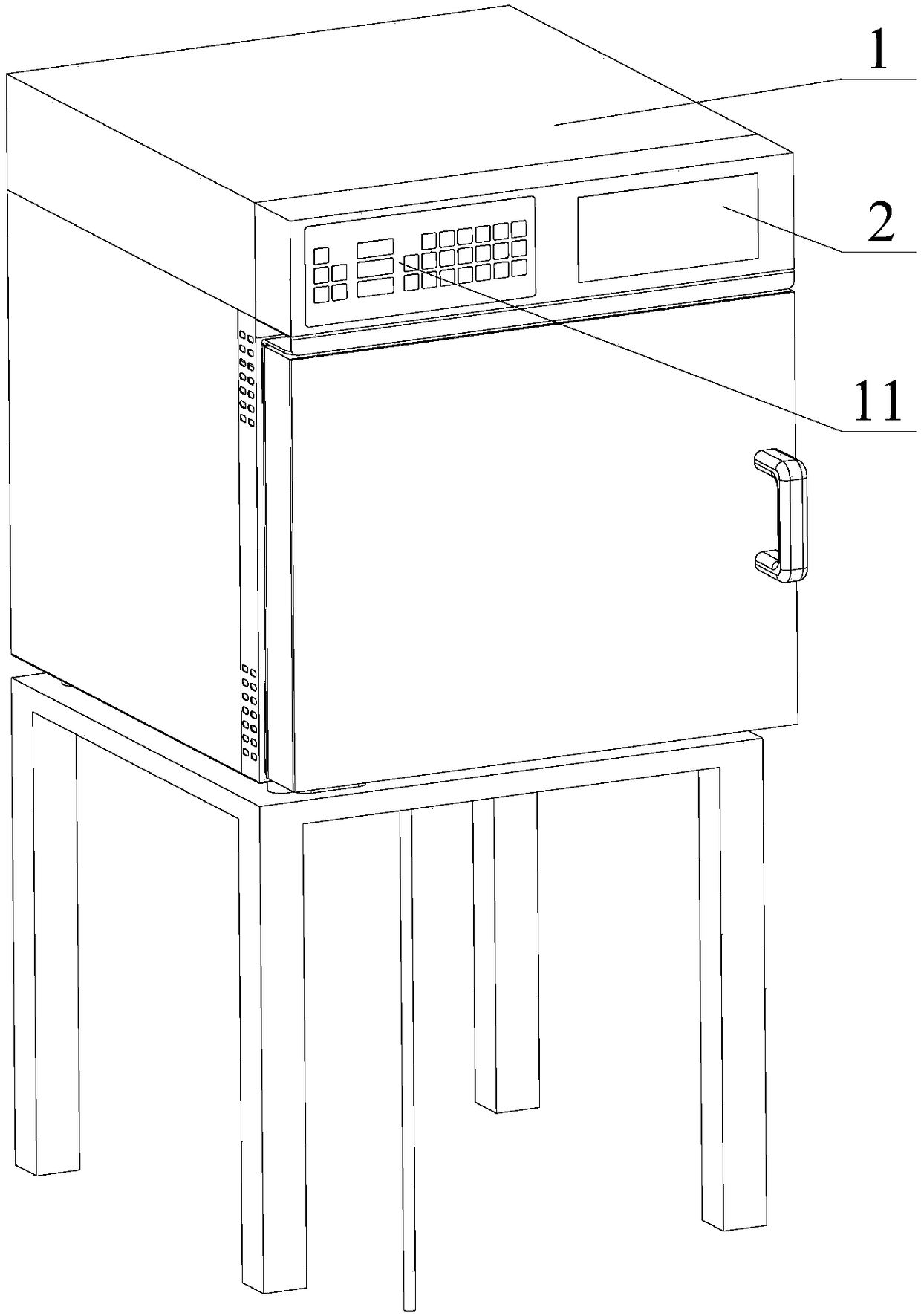 Oven with fan cleaning function