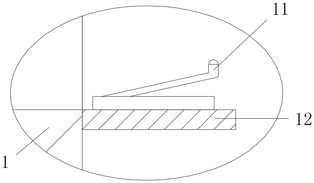 Containing seat with good containing stability for movable air purification device