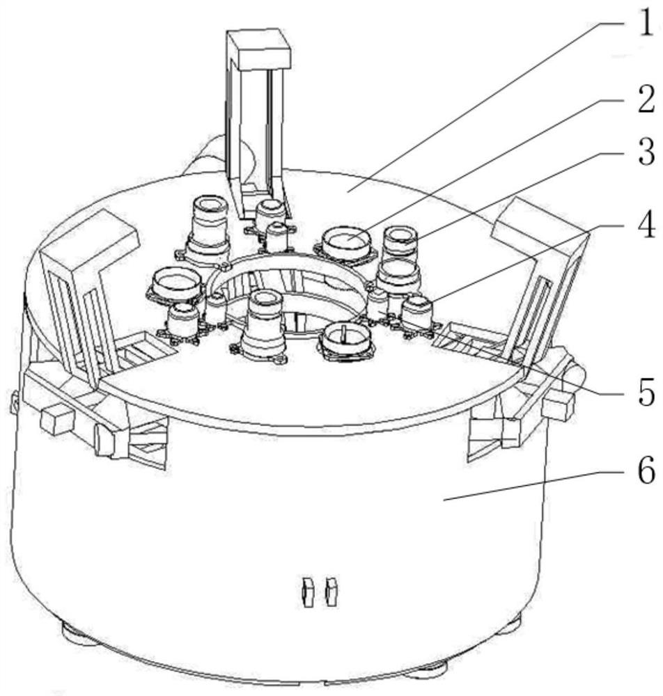 A self-centering retractable capture docking device