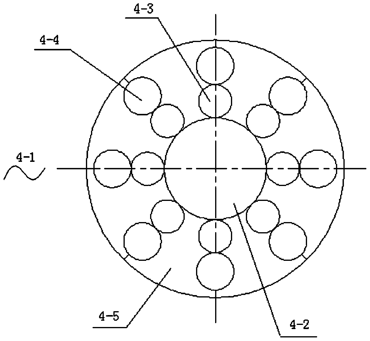 Low-nitrogen combustion device with free dispersion pre-mixing combustion layer and combustion head thereof