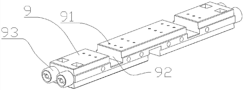 Piece breaking device