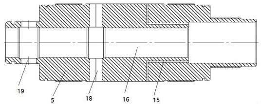 Linkage type hydraulic layer changing switch and linkage type layer changing method