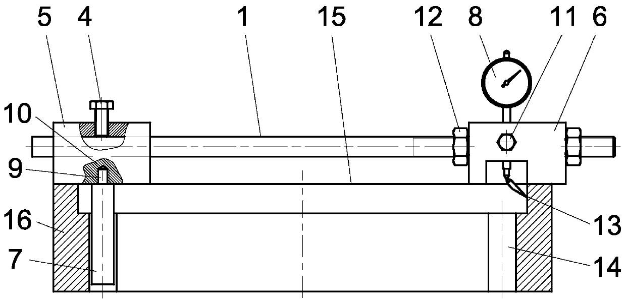 Detection device and detection method for tooth ring runout of big gear wheel