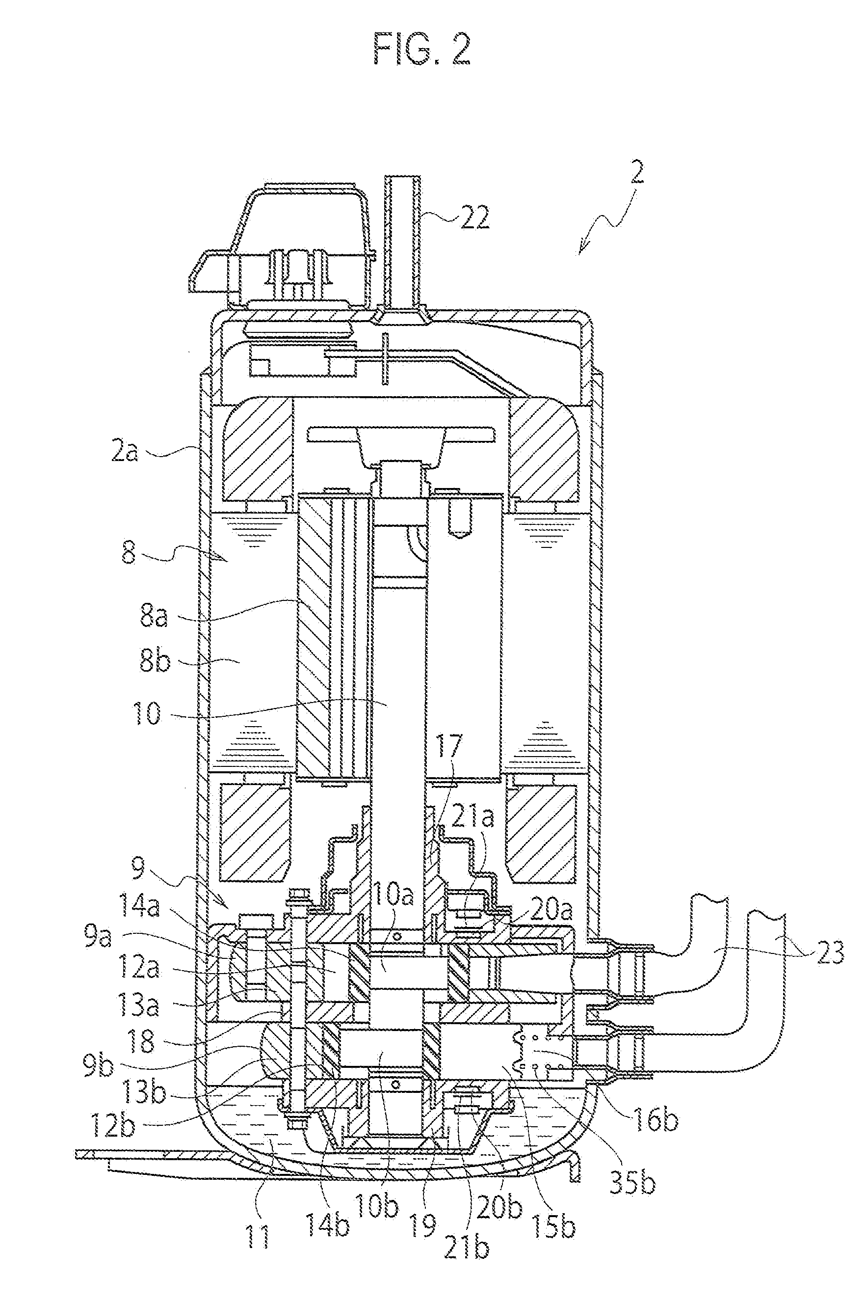 Refrigerant compressor and refrigeration cycle apparatus