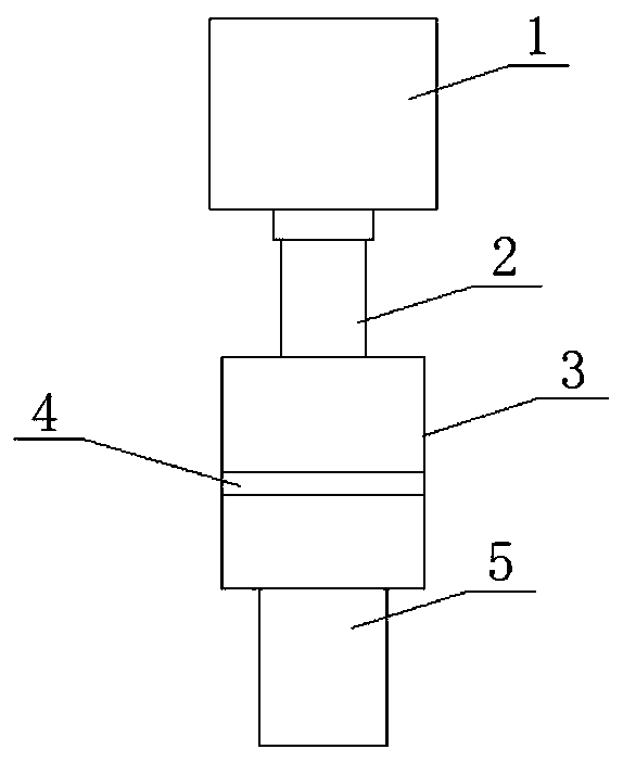 Anti-oil-spraying ventilating device