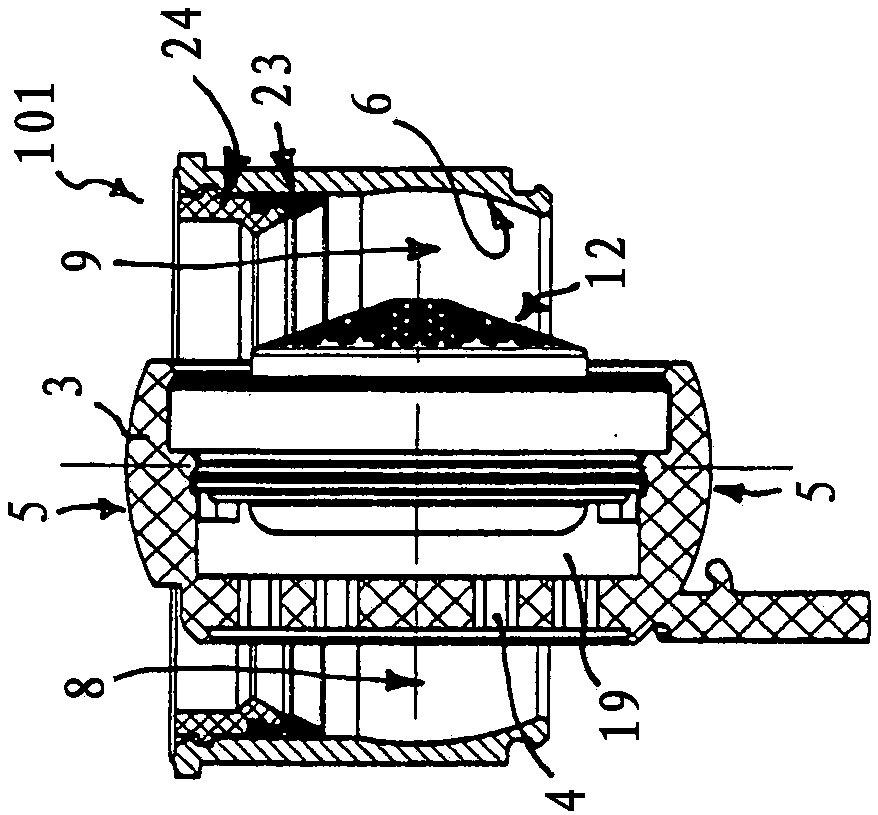 Jet regulator that can be pivoted into a cleaning position