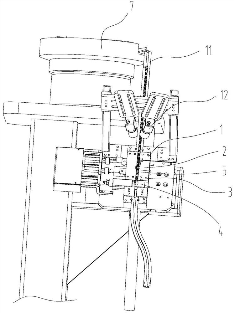 Device and method for detecting orientation of link unit of sleeve chain