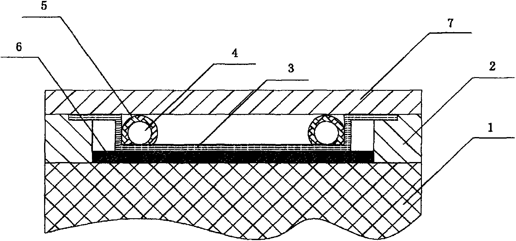 Dry-laying type floor heating structure and laying method thereof