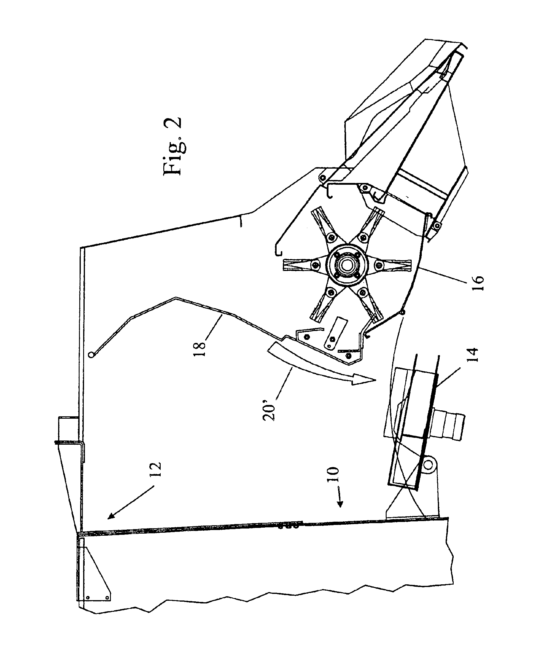 Combine harvester with pivoting deflector plate