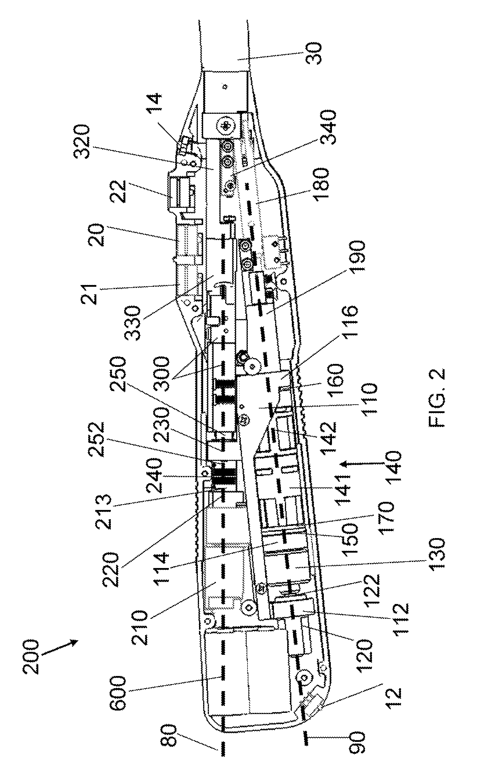 Active braking electrical surgical instrument and method for braking such an instrument