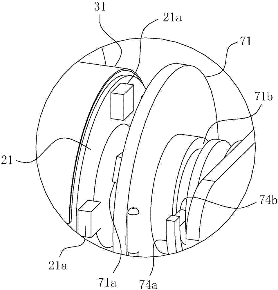 Multi-station ship service winch with single-side centralization operating function