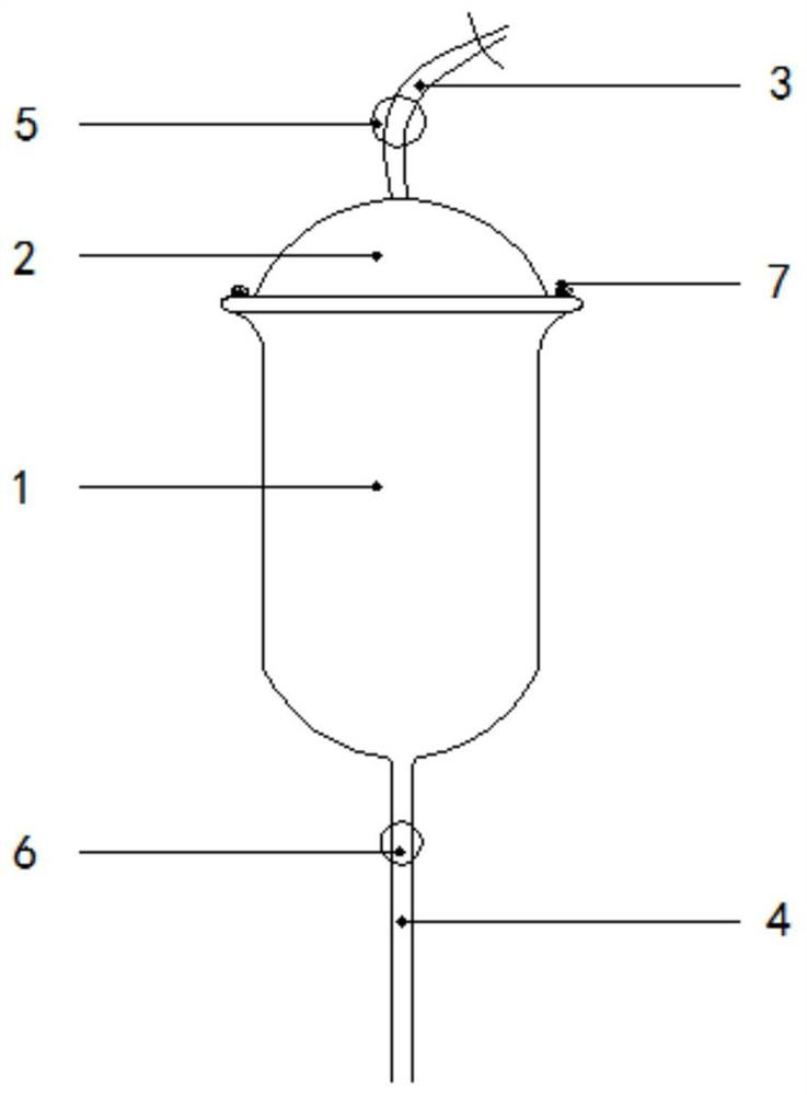 Filtering device capable of adjusting fluid temperature