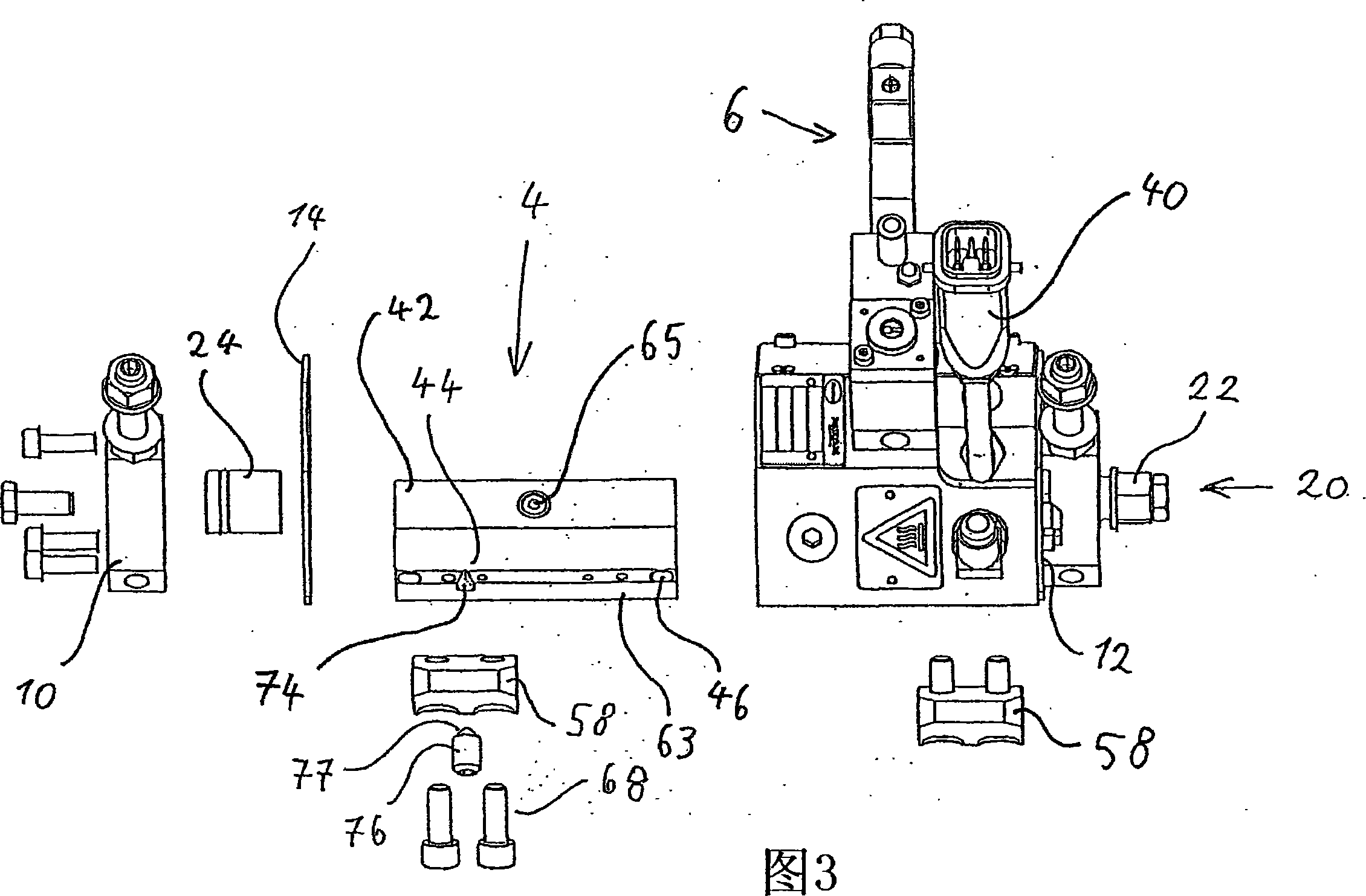 Coating device for coating liquid material