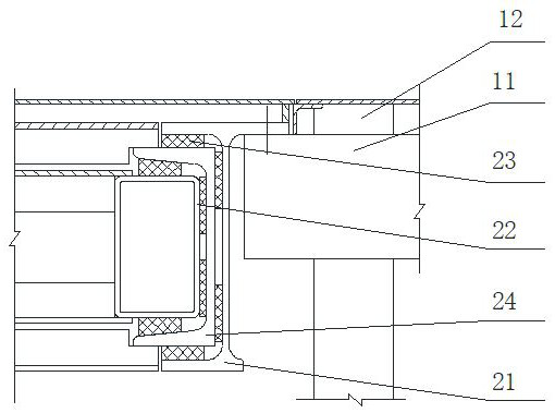 Offset type reducing device for telescopic section of wind power tower drum lifting construction platform