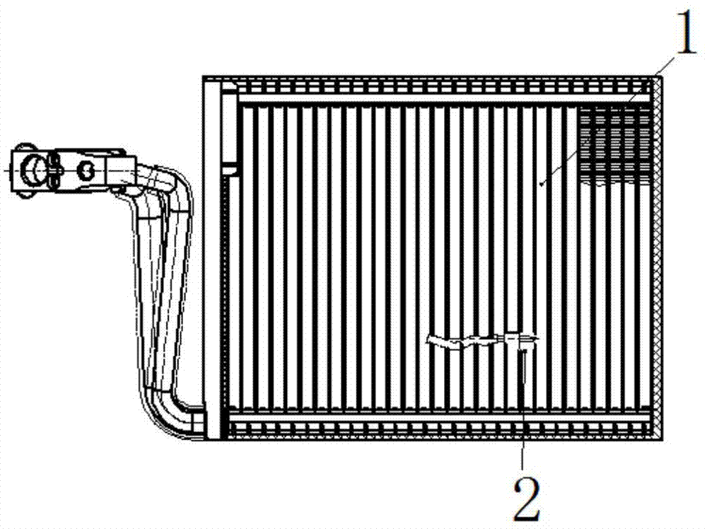 Anti-frosting structure of air conditioner of automobile
