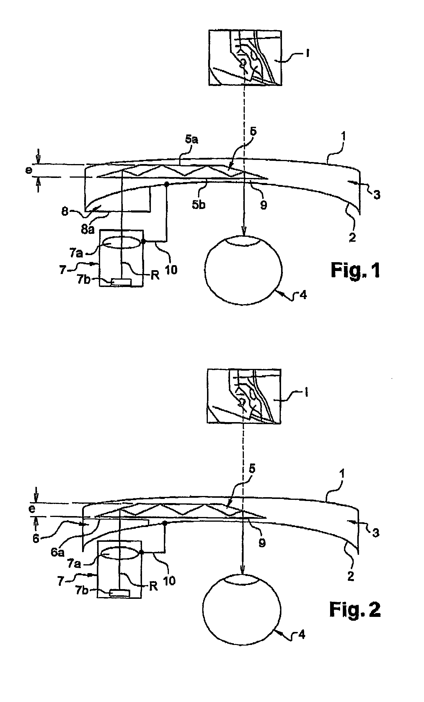 Method of manufacturing an ophthalmic lens for providing an optical display