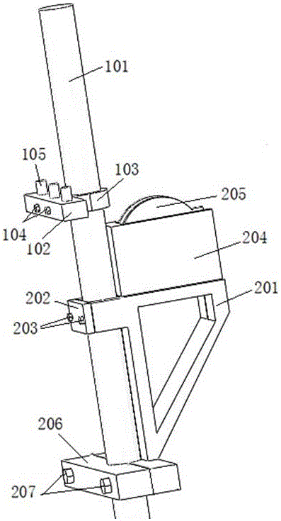 Wire tightening device for low-voltage stringing and stringing method
