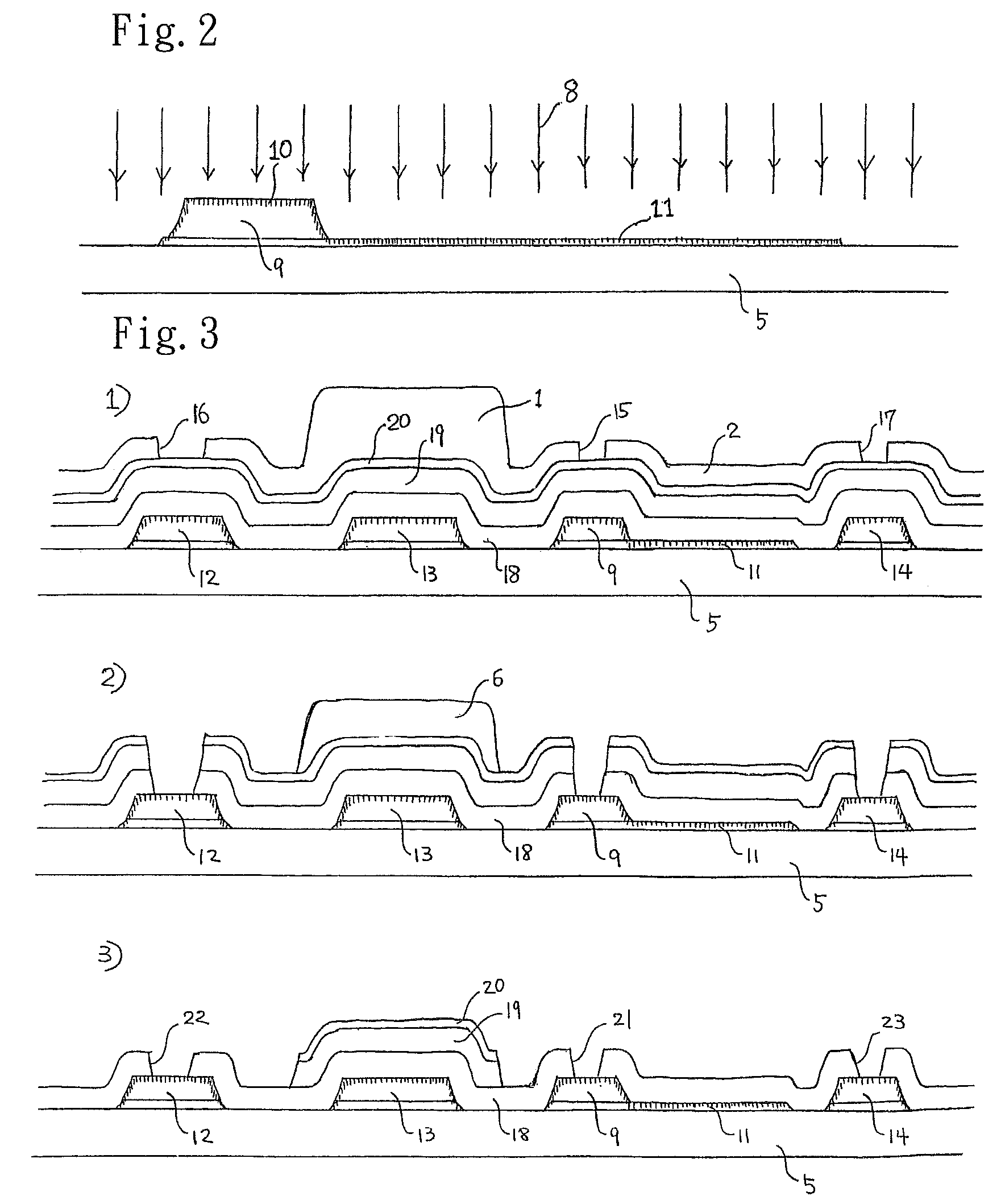 Method of manufacturing LCD apparatus by using halftone exposure method