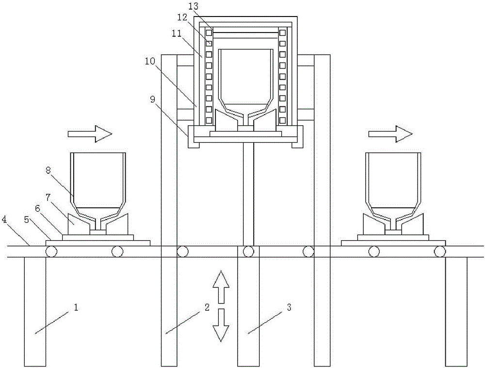 Crystal growing furnace capable of realizing continuous production