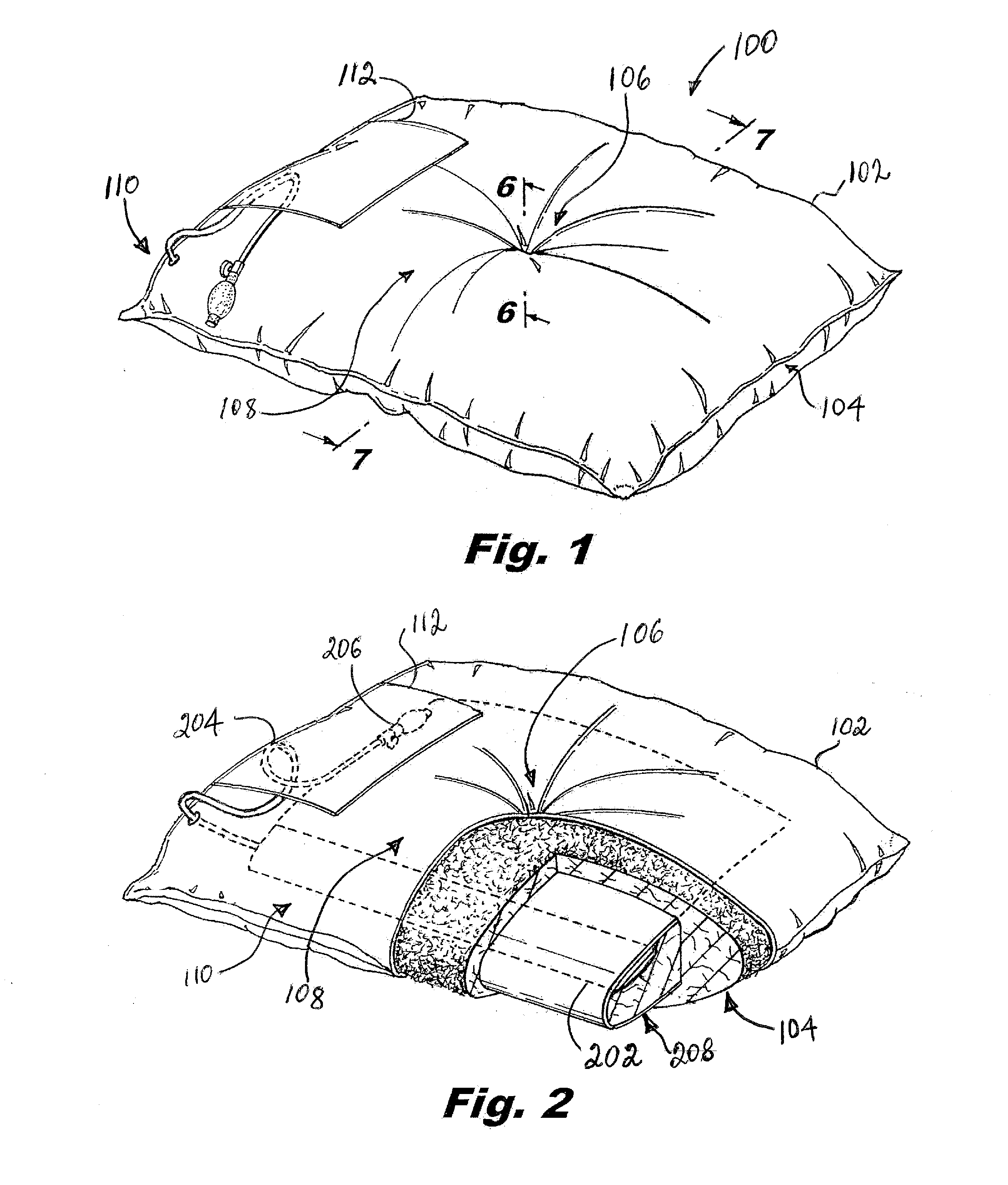 Pillow with inflatable bladder assembly