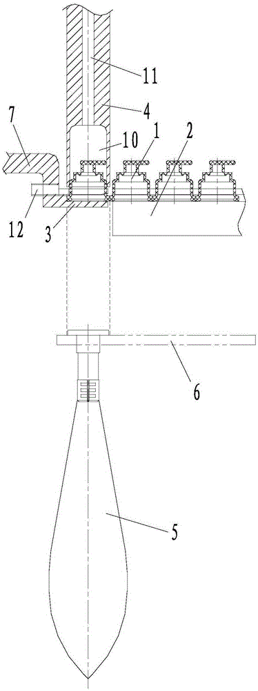 Devices for conveying closed elements