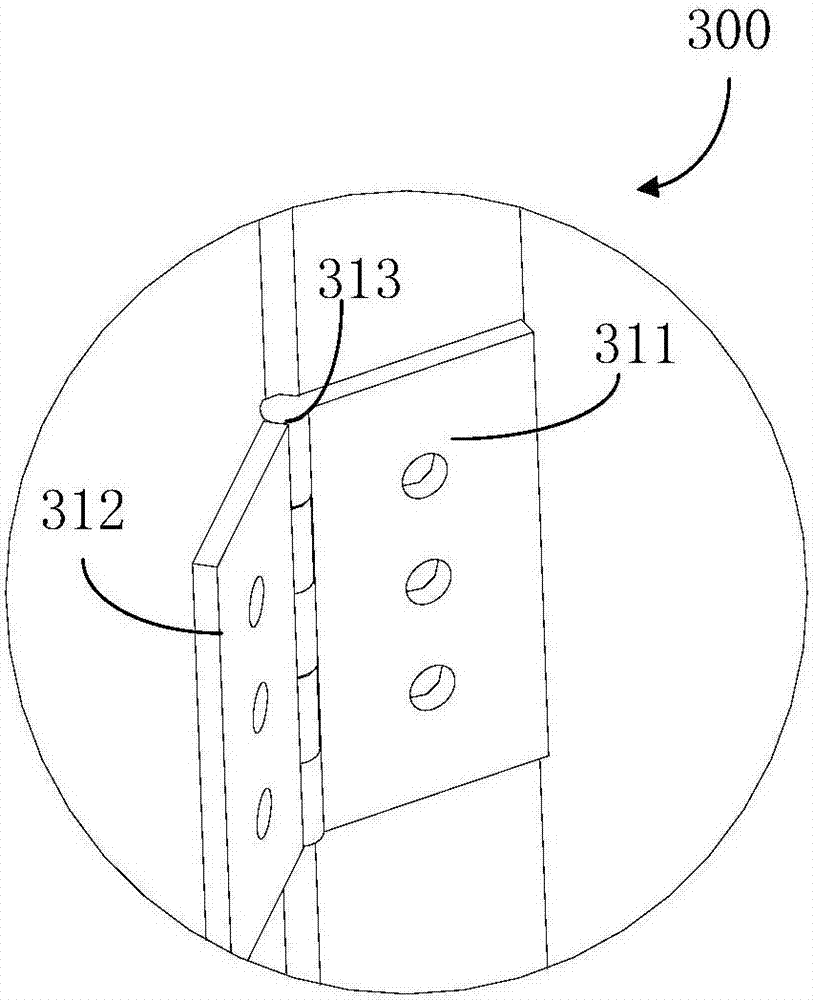 Electronic door lock with automatic charging device and door