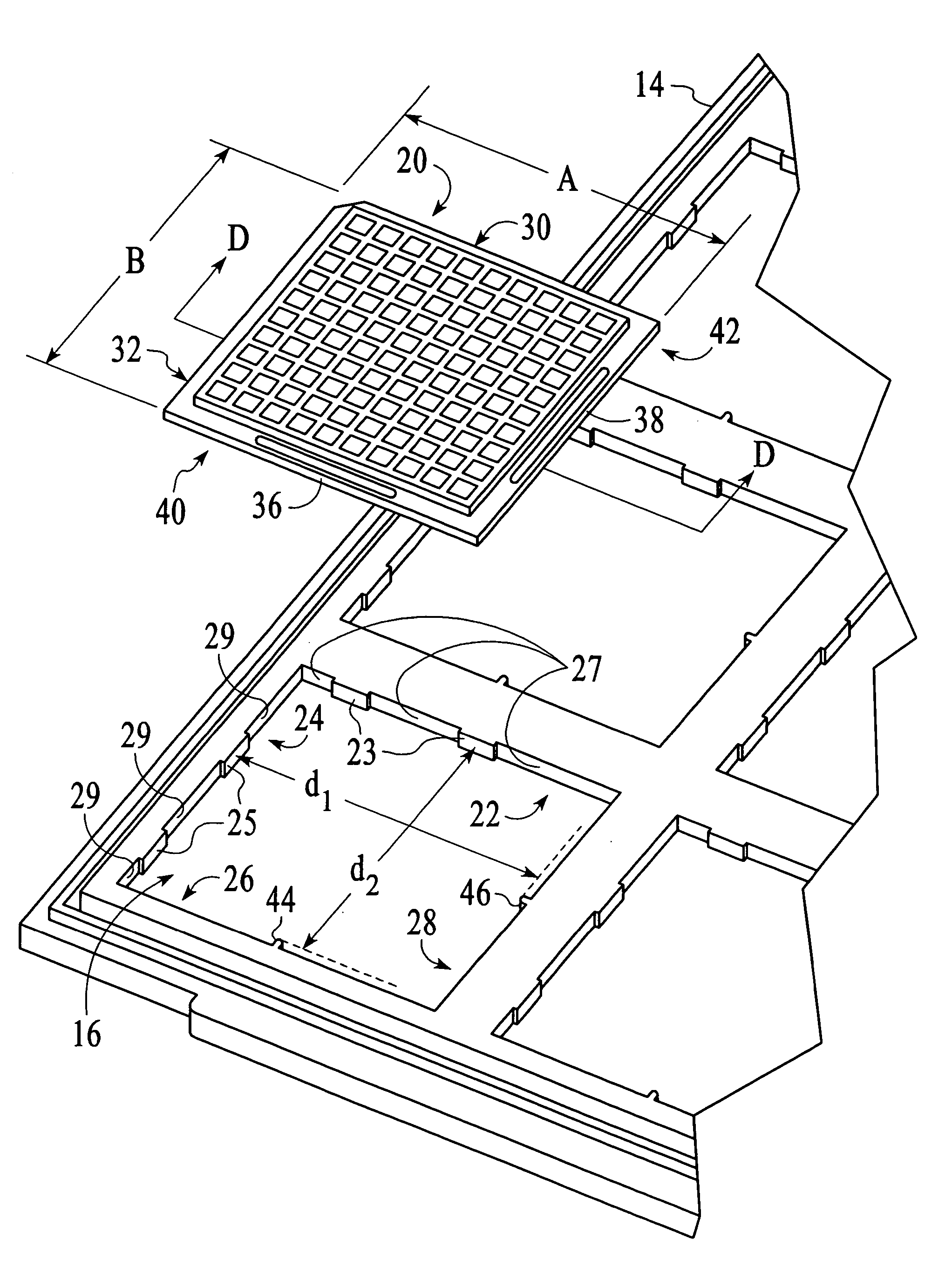 Self aligning tray and carrier apparatus