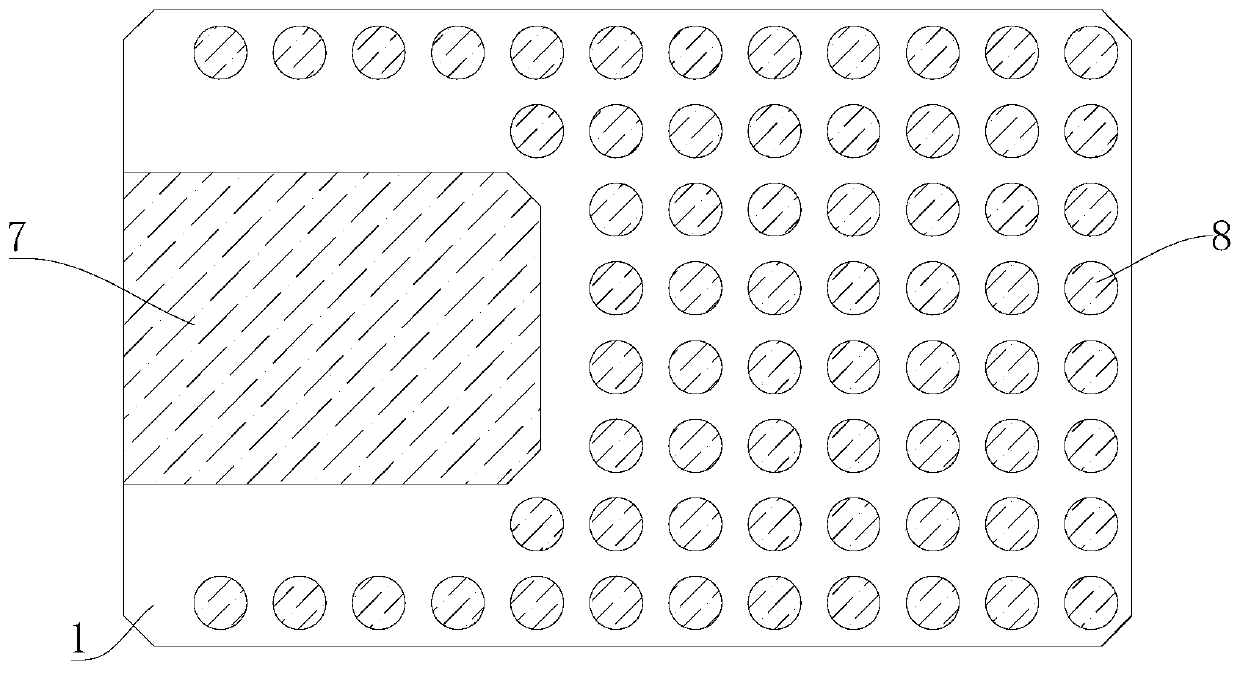 Ceramic packaging shell and packaging shell mounting structure