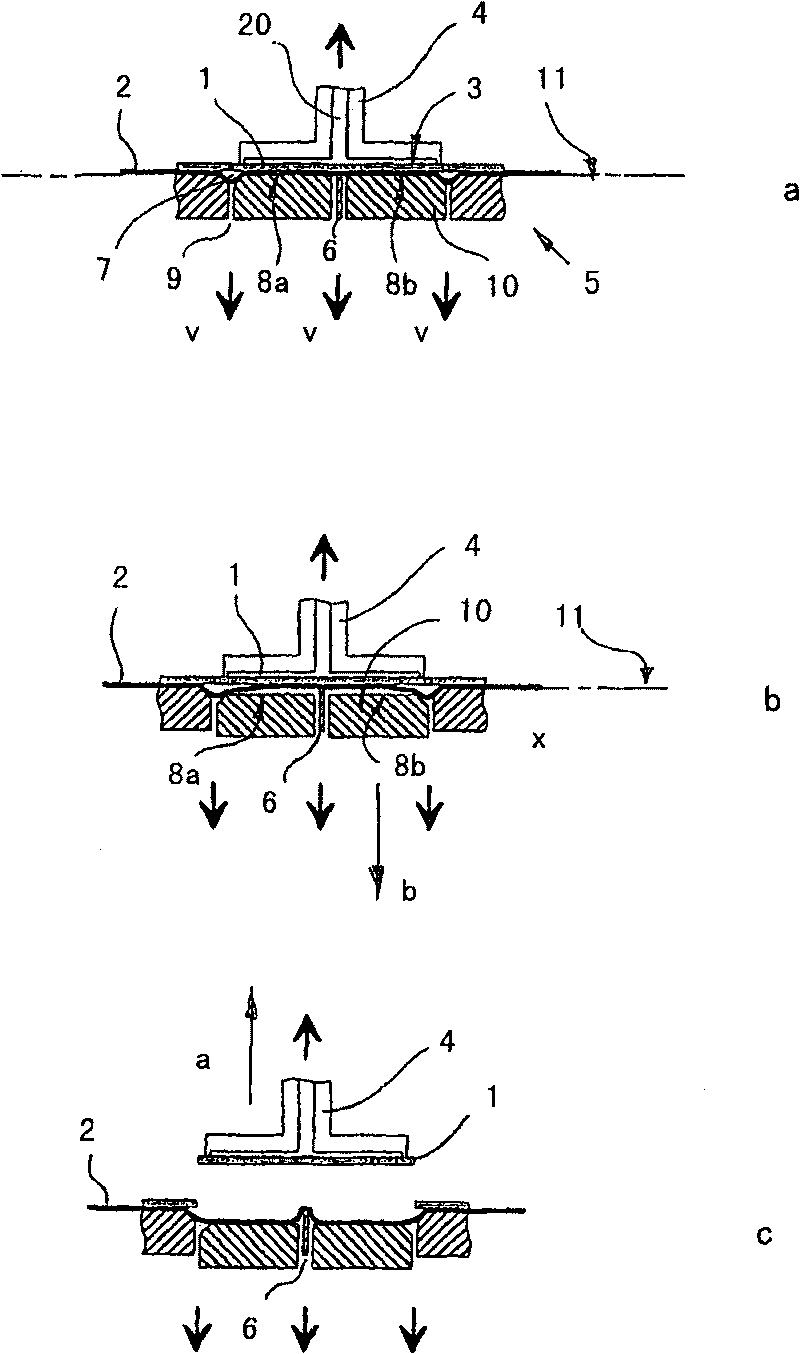 Method and device for detaching a component which is attached to a flexible film