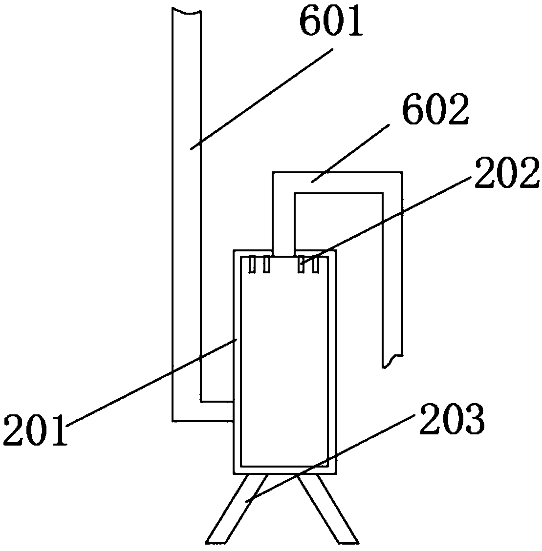 Spontaneous combustion type domestic waste cracking furnace