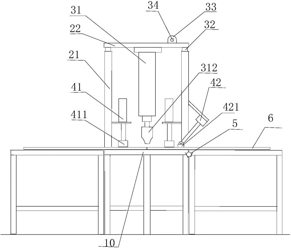 Equipment for SGP adhesive piece splicing process and SGP adhesive piece splicing process