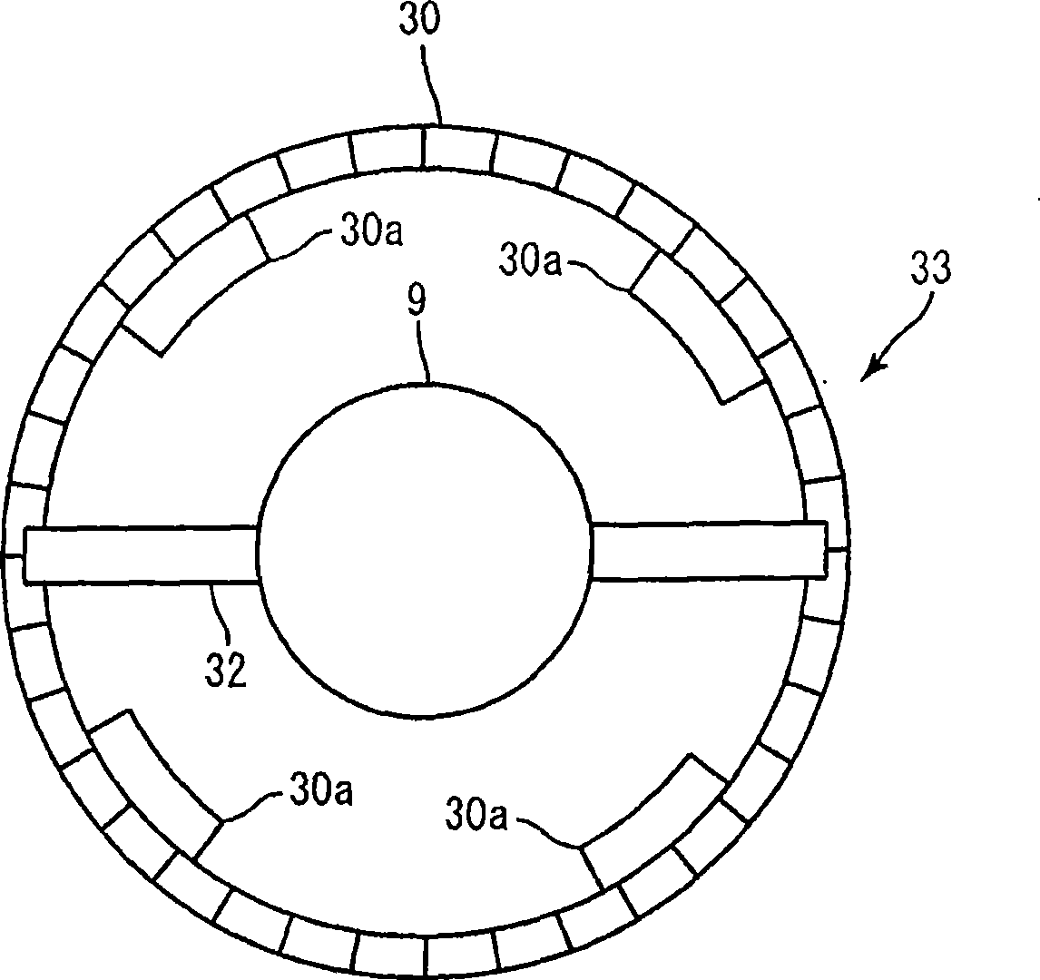 Card conveying mechanism and card guider