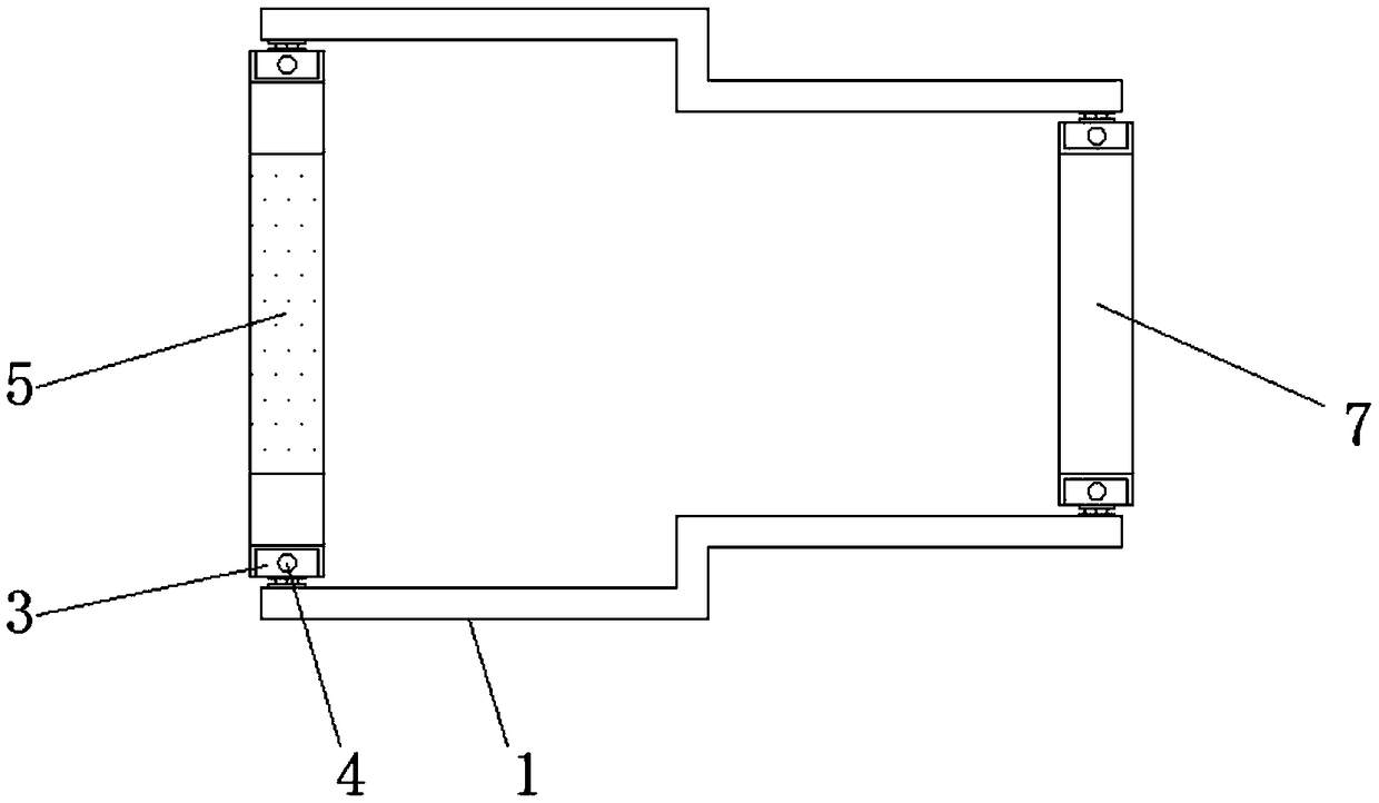 Hardware polishing device capable of conveniently clamping workpiece