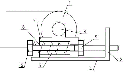 Tensioning device of conveyer belt of sealing machine
