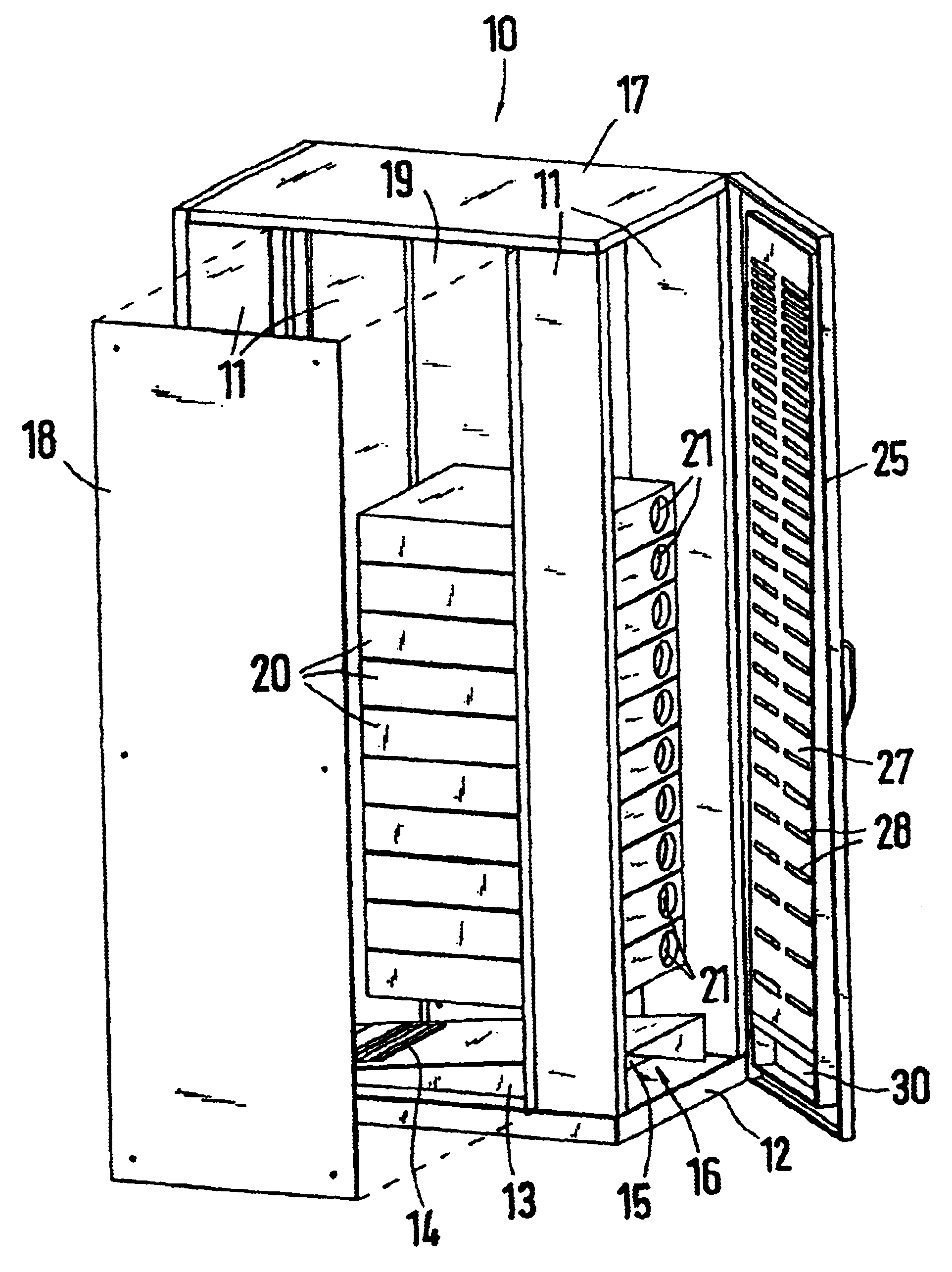 Switchgear cabinet with at least one cabinet door and a fan-assisted air circulation on an interior