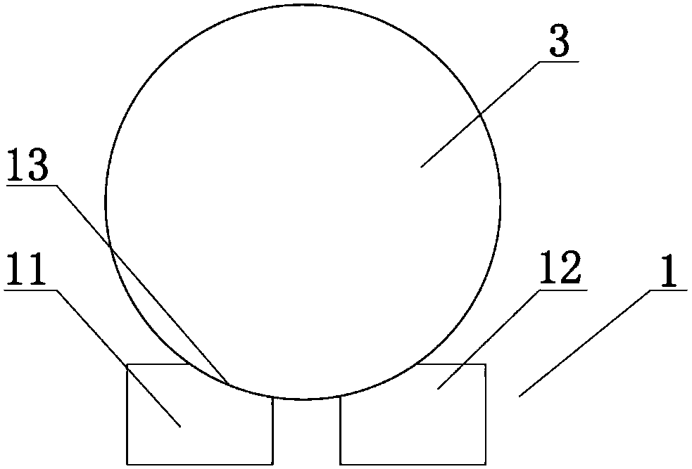 Hydraulic walking-beam type round billet heating furnace cushion block and using method thereof