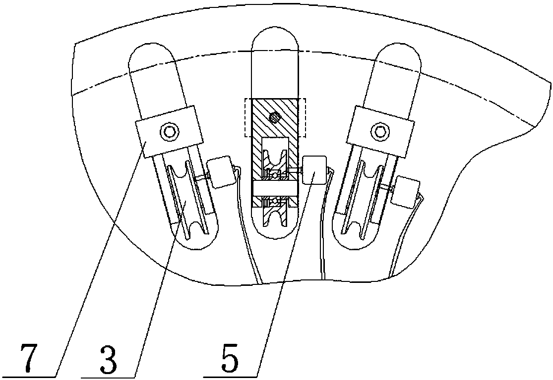 A wire break detection system and detection method for a twisting machine