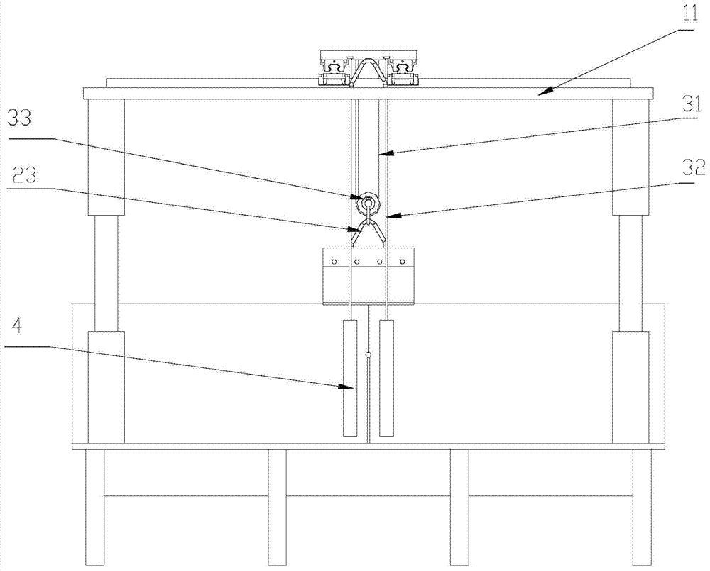 Method and device for controlling prestressed deformation of aluminum thin-walled hull vertical weld