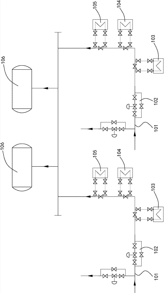 Petrochemical industry mid-span device heat integrated low temperature heat recovery system and recovery method