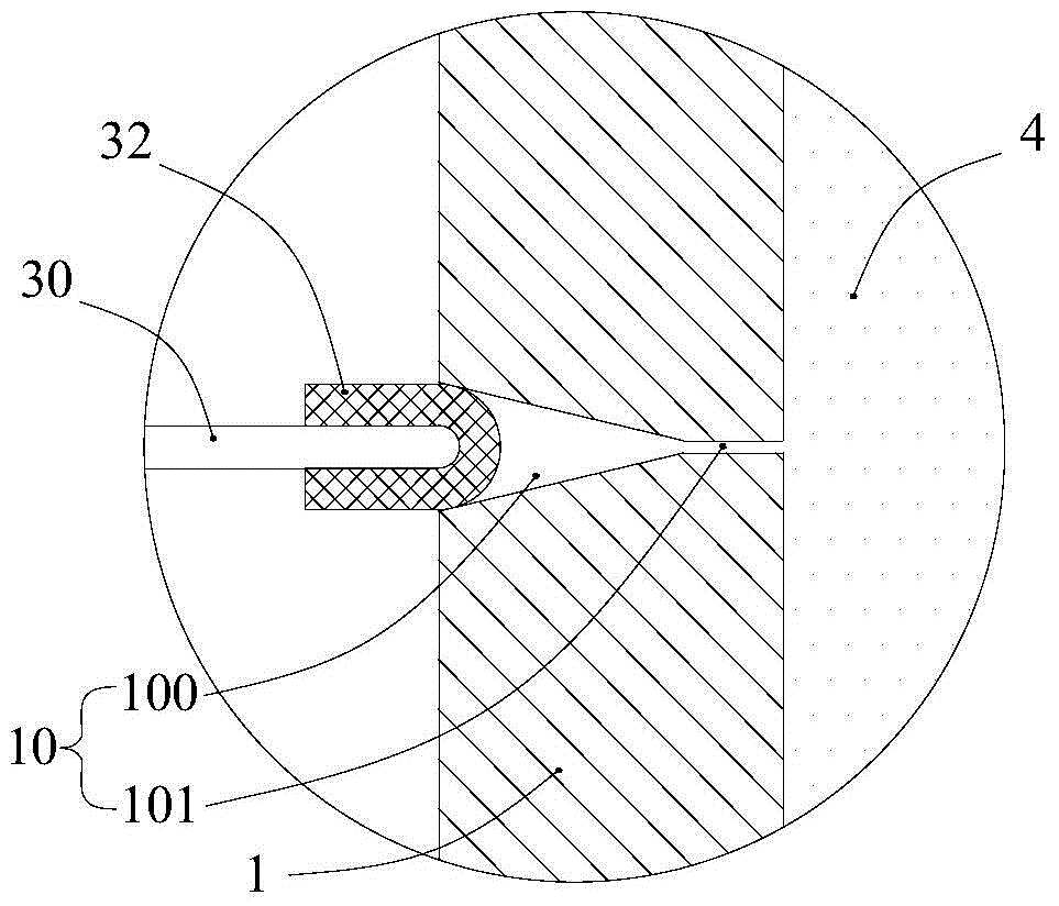 Atmospheric pressure interface device and mass spectrometer