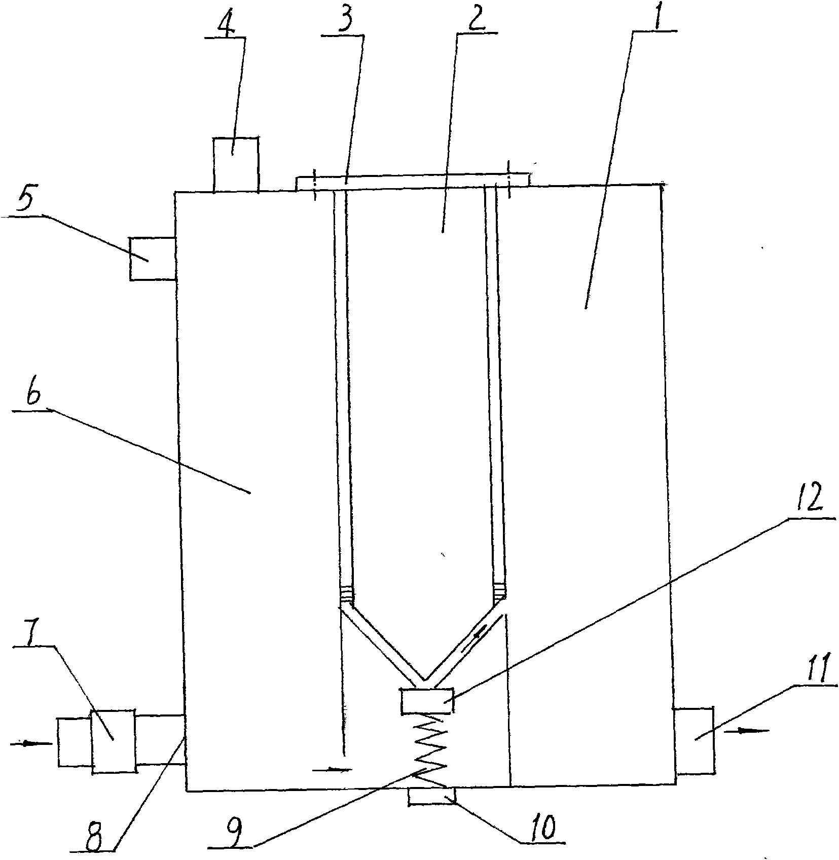 Decompressor of coke-oven gas fuel gas vehicle