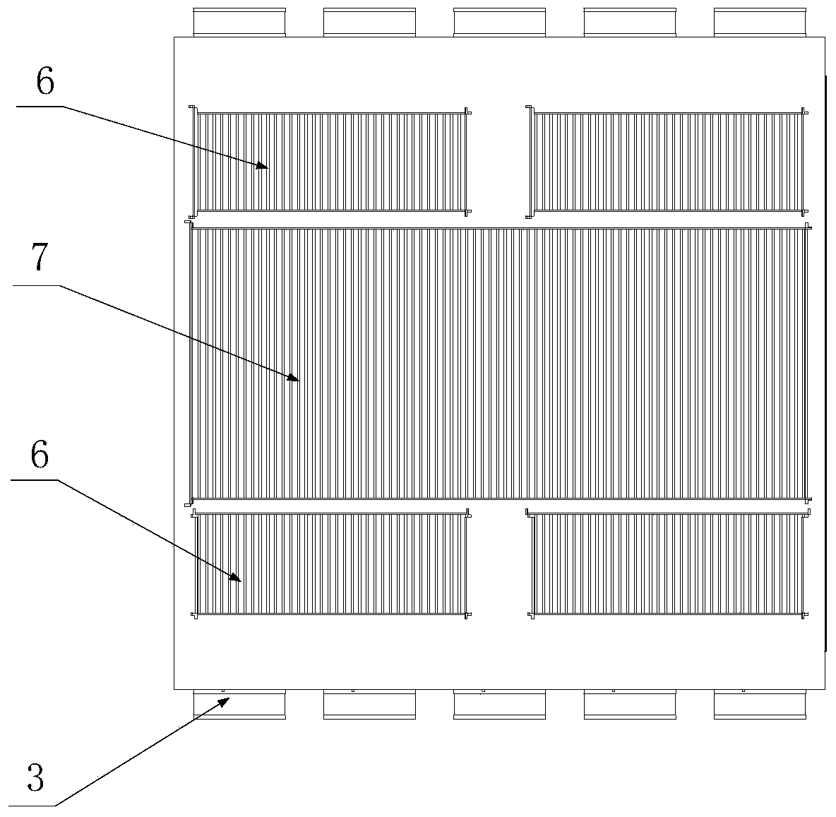 Heat dissipation device and heat dissipation method of vehicle-mounted liquid cooling system