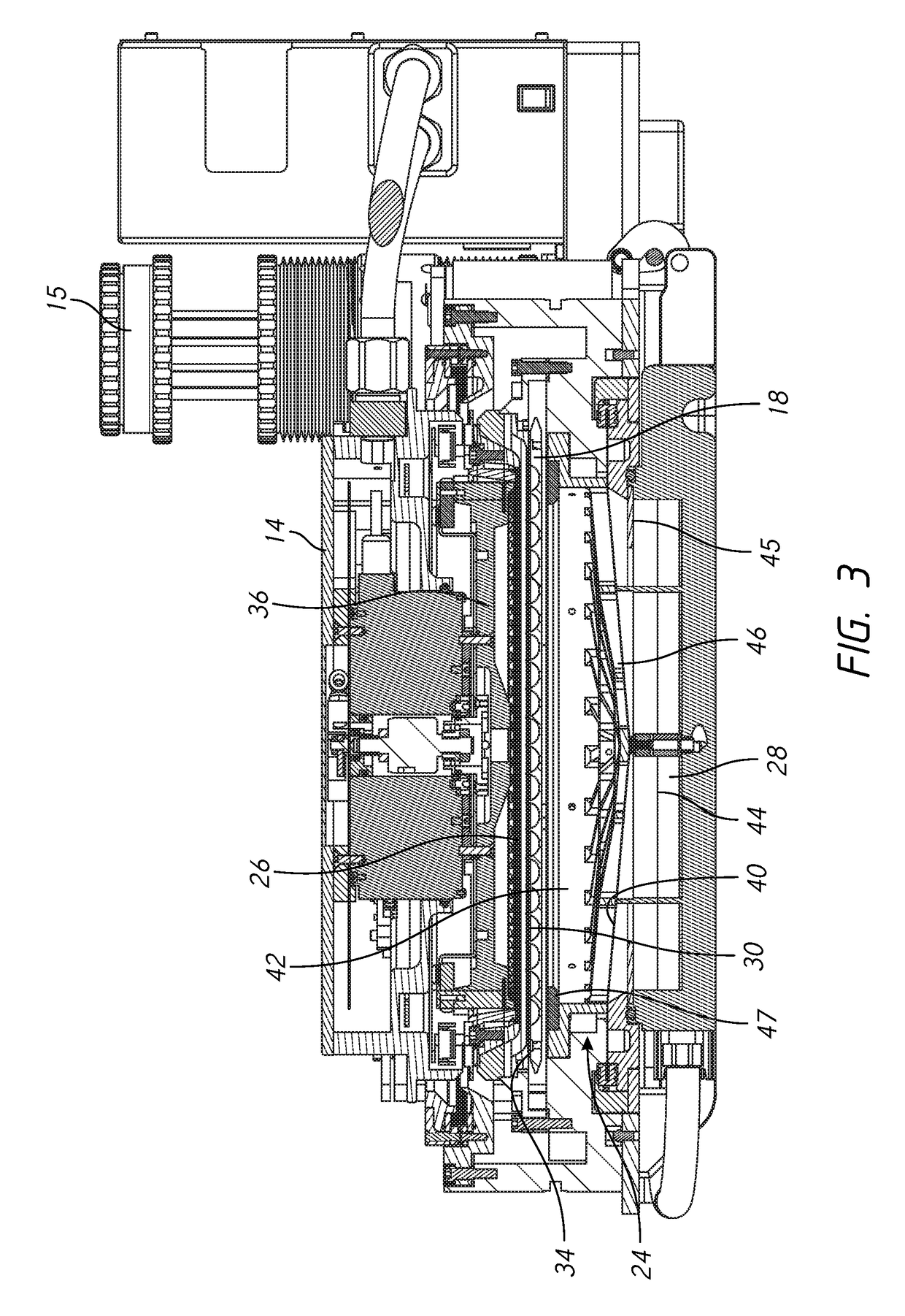 Electroplating apparatus with electrolyte agitation