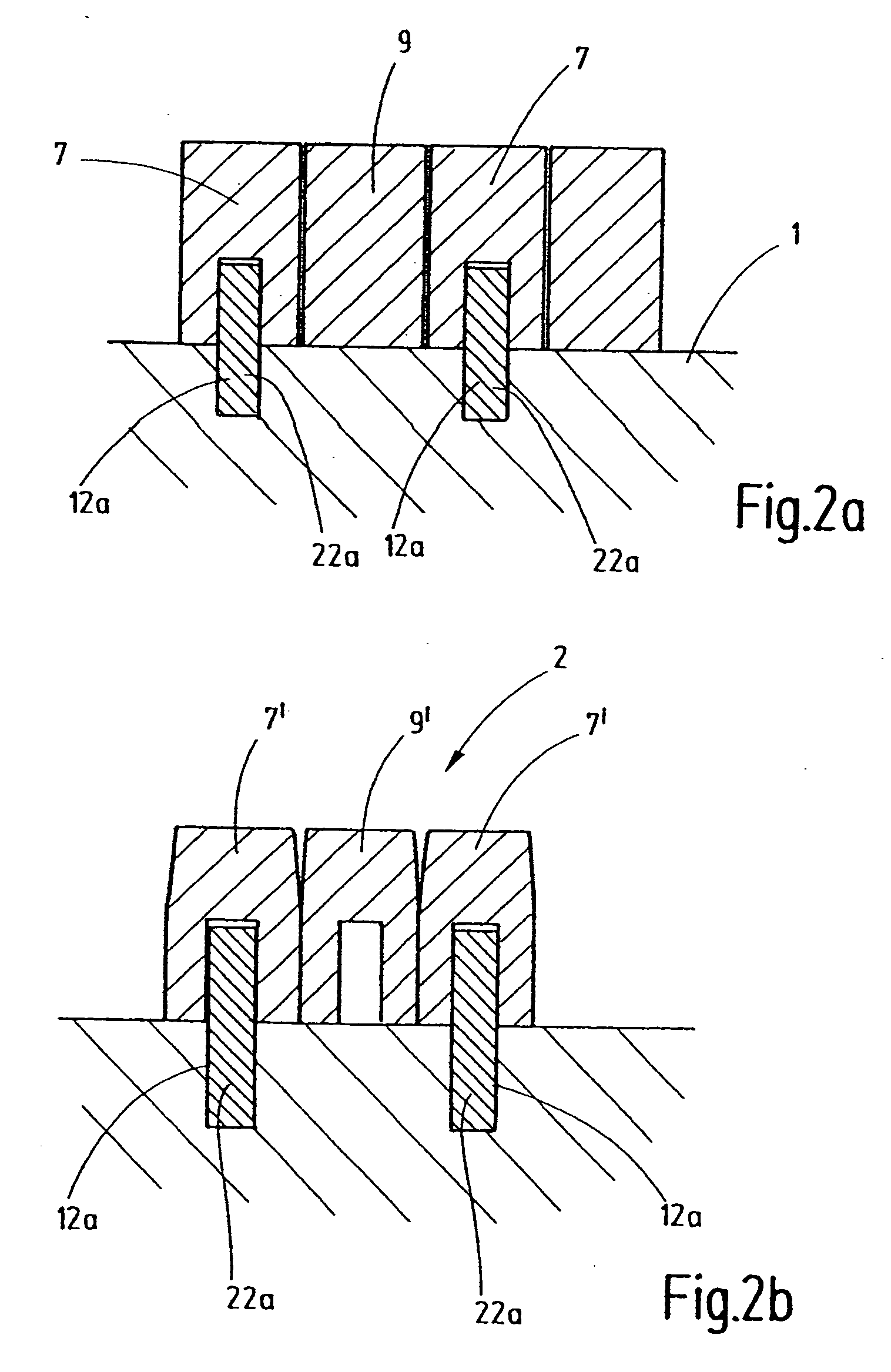 Tool set and bar for a knitting machine