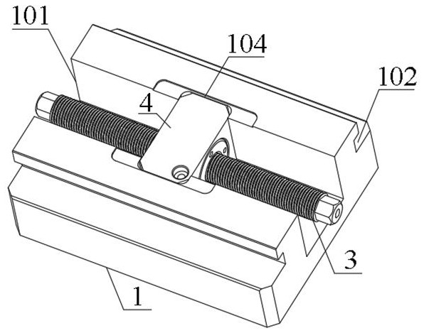 Self-centering vice