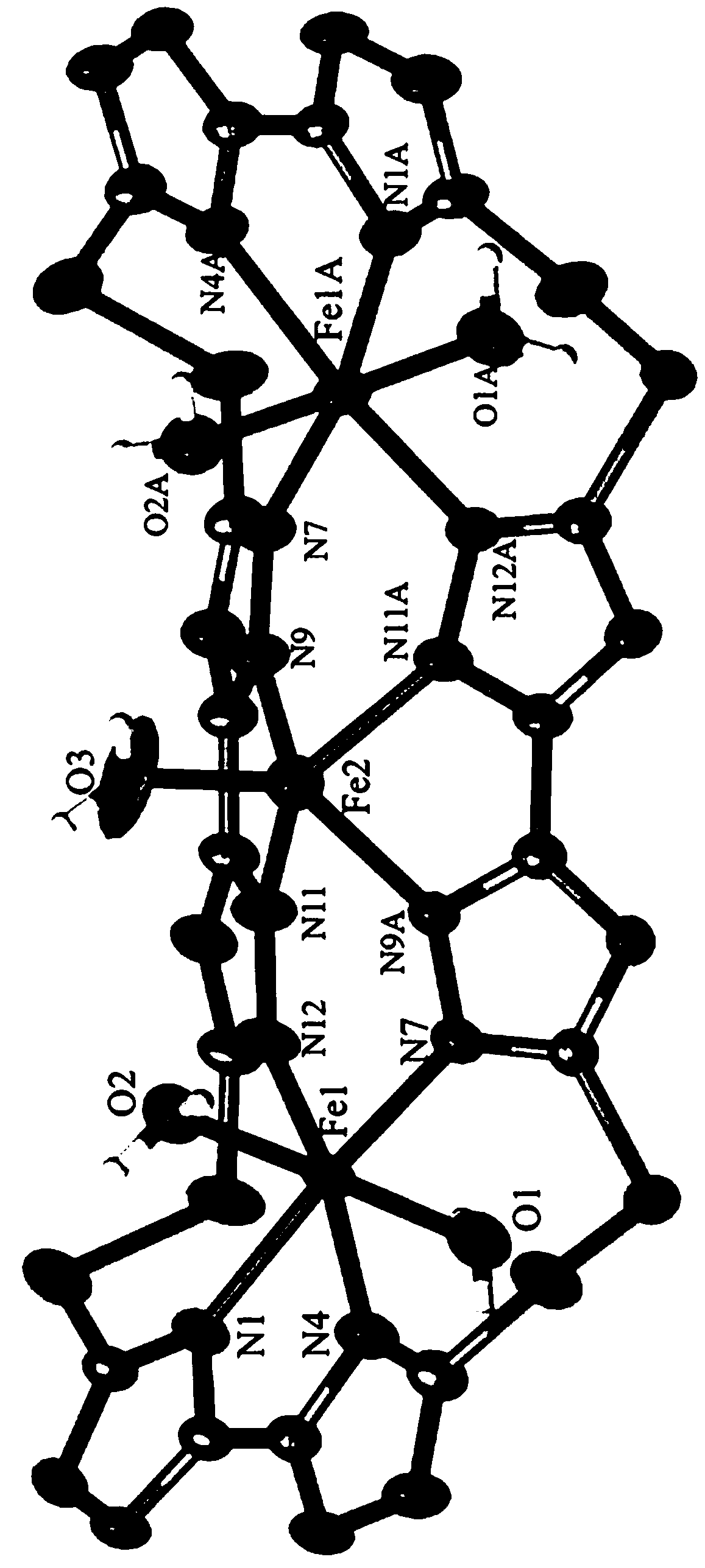 Tetrameric macrocyclic trinuclear iron complex containing sulfur-sulfur bonds and in-situ synthesis method thereof