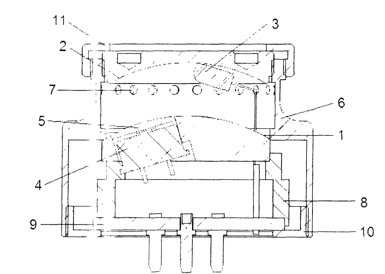 Absorbing cavity of infrared gas sensor with wide spectrum light source